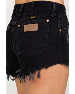 Wrangler Modern Women's Black Heritage Frayed Hem Shorts 9 Wrangler Modern Women's Black Heritage Frayed Hem Shorts -Ariat Western Outlet Store 2000289986 001 P4