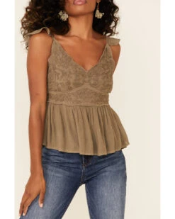 Shyanne Women's Embroidered Flutter Short Sleeve Top 6 Shyanne Women's Embroidered Flutter Short Sleeve Top -Ariat Western Outlet Store 2000338212 341 P3