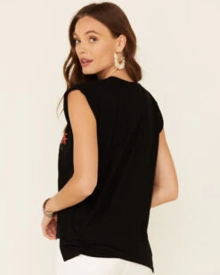 Rodeo Quincy Women's Thunderstruck Cowboy Graphic Short Sleeve Tee  -Ariat Western Outlet Store 2000344698 001 P4