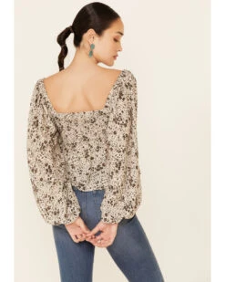 By Together Women's Floral Print Smocked Long Sleeve Crop Top  -Ariat Western Outlet Store 2000345706 251 P4