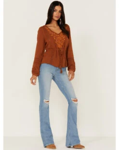 Idyllwind Women's Romance Floral Embroidered Swiss Dot Blouse -Ariat Western Outlet Store 2000359149 255 P3