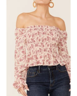 Beyond The Radar Women's Floral White Smocked Chiffon Off Shoulder Top -Ariat Western Outlet Store 2000366189 100 P3