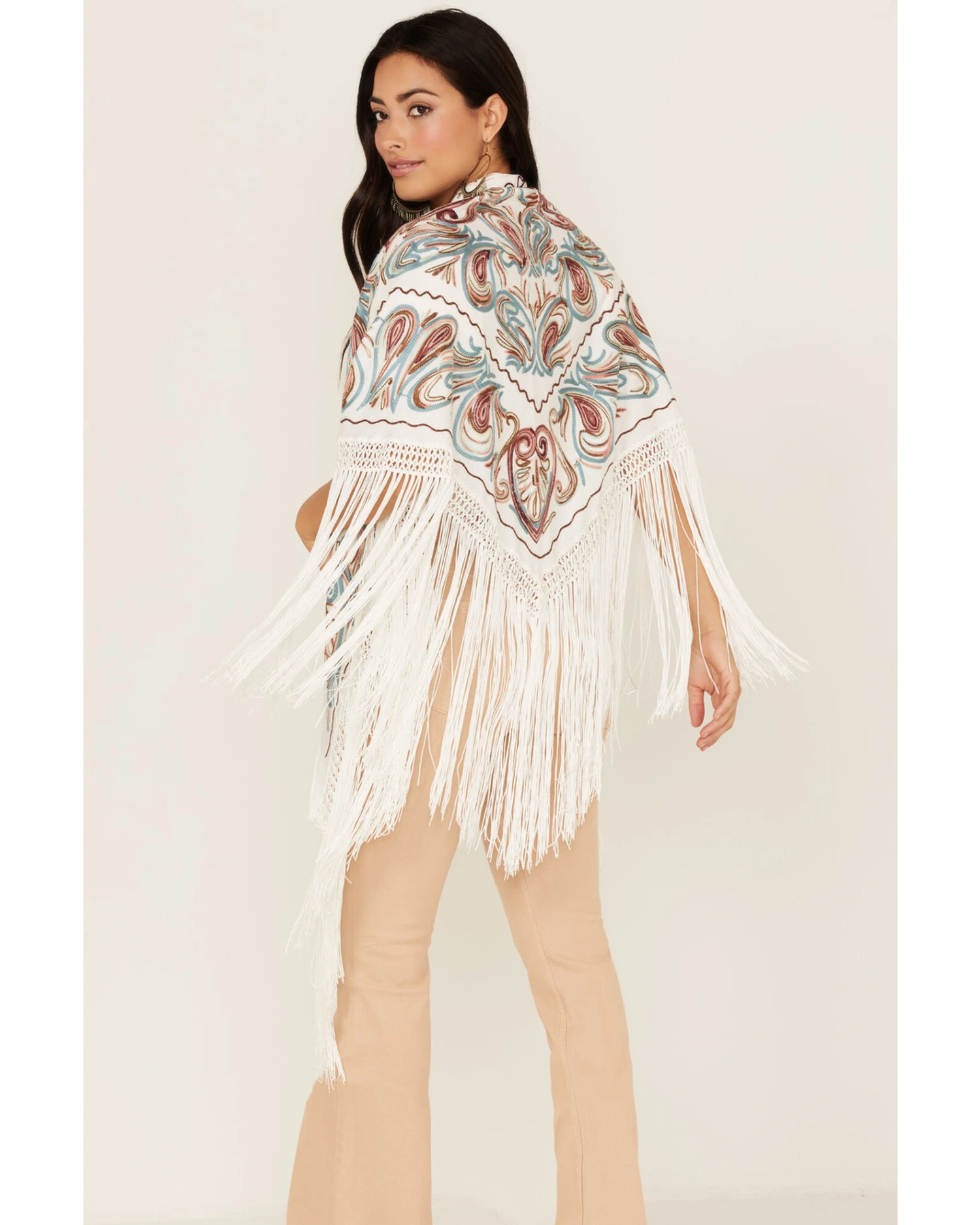 Idyllwind Women's Music City Embroidered Fringe Shawl 5 Idyllwind Women's Music City Embroidered Fringe Shawl - Image 5