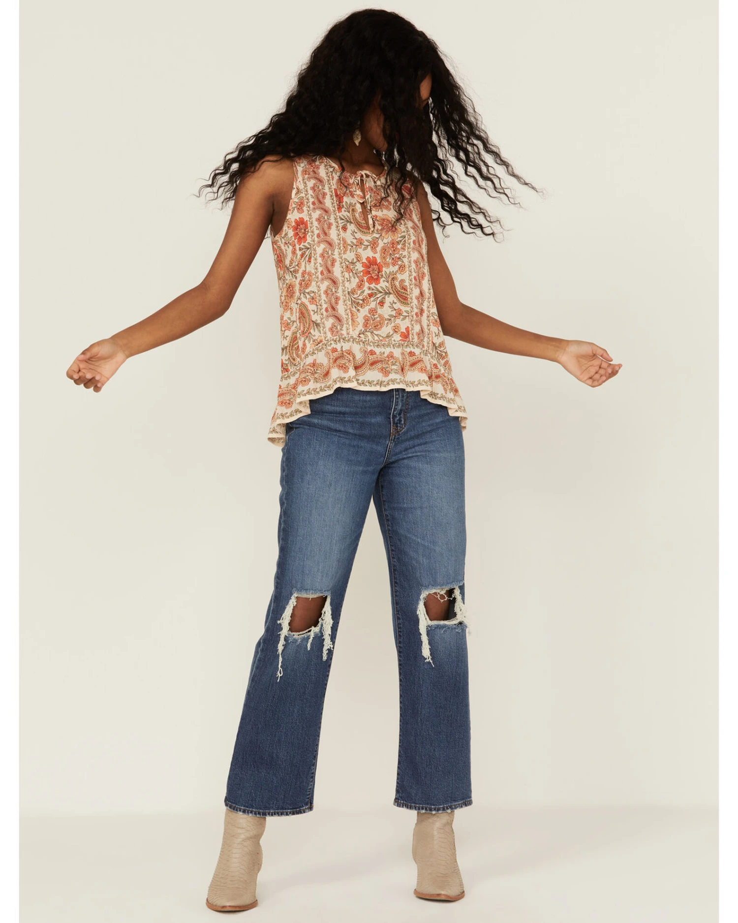 Patrons Of Peace Women's Fonda Border Floral Print Sleeveless Top 2 Patrons Of Peace Women's Fonda Border Floral Print Sleeveless Top - Image 2