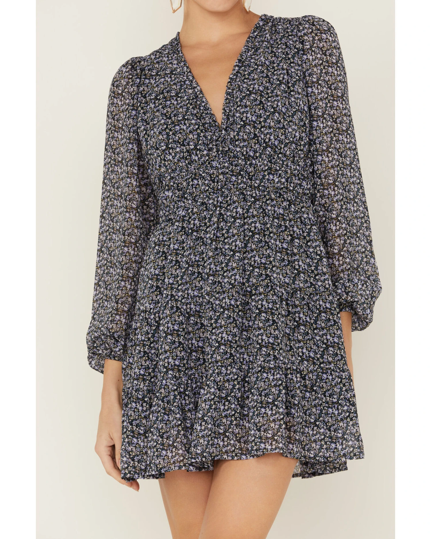 Lush Women's Floral Long Sleeve Smocked Mini Dress 2 Lush Women's Floral Long Sleeve Smocked Mini Dress - Image 2