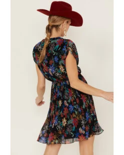 Molly Bracken Women's Floral Print Pleated Short Sleeve Dress -Ariat Western Outlet Store 2000368849 001 P3