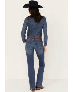 Wrangler Women's Medium Wash Mid Rise Q-Baby Bootcut Ultimate Riding Jeans 6 Wrangler Women's Medium Wash Mid Rise Q-Baby Bootcut Ultimate Riding Jeans -Ariat Western Outlet Store 2000375065 400 P3