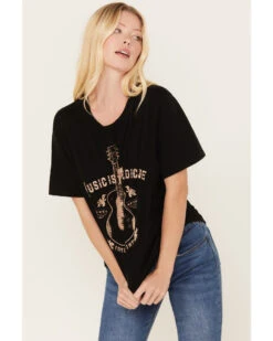 Idyllwind Women's Rollingwood Guitar Graphic Short Sleeve Tee 6 Idyllwind Women's Rollingwood Guitar Graphic Short Sleeve Tee -Ariat Western Outlet Store 2000380704 001 P3