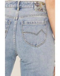 Cleo + Wolf Women's Medium Wash Mid Rise Slim Straight Ankle Jeans -Ariat Western Outlet Store 2000383230 414 P4