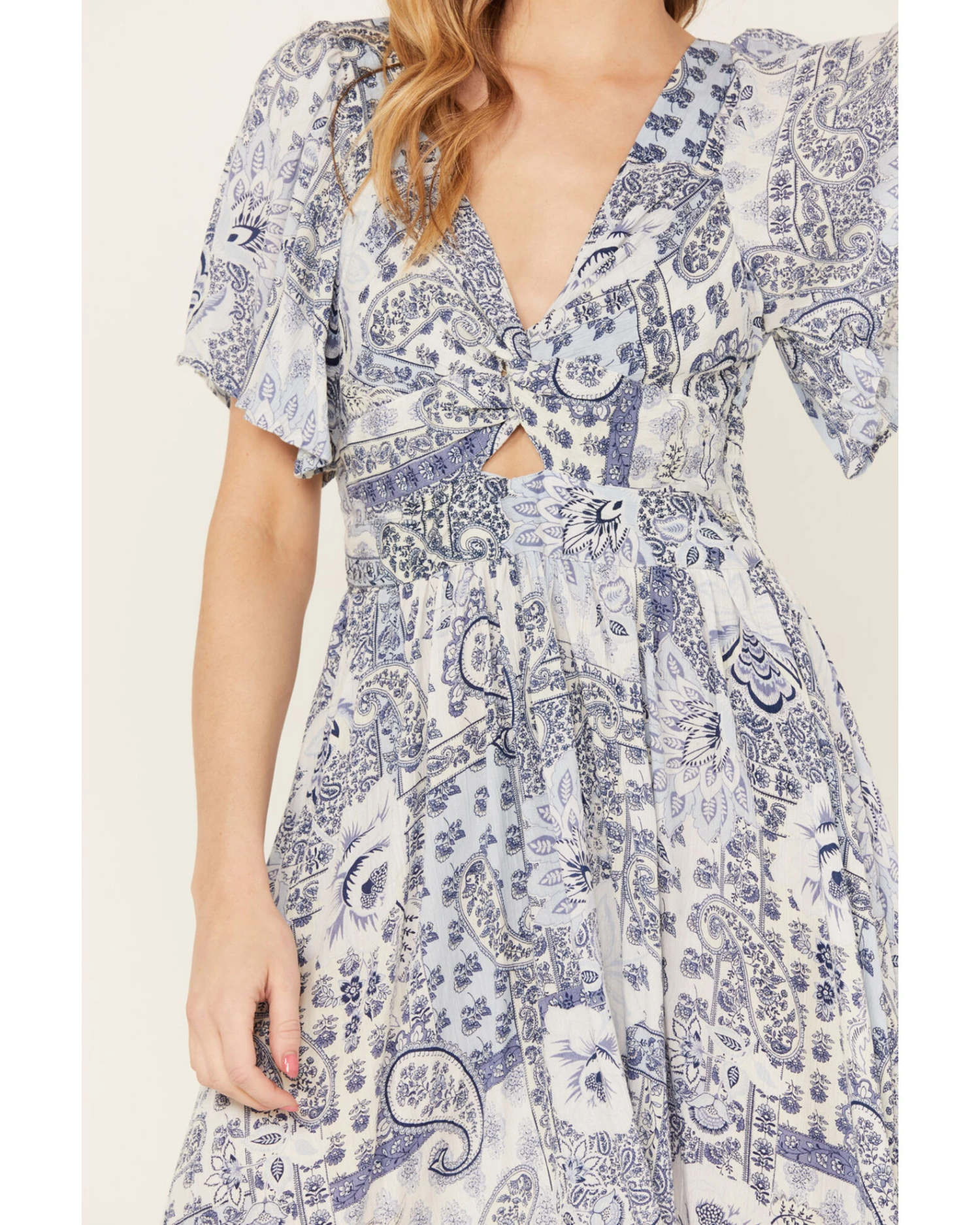 Angie Women's Paisley Print Short Sleeve Mini Dress 3 Angie Women's Paisley Print Short Sleeve Mini Dress - Image 3