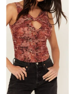 Beyond The Radar Women's Animal Print Mesh Tank -Ariat Western Outlet Store 2000391285 220 P3